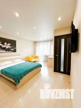 1-к квартира, посуточно, 35м2, 4/5 этаж