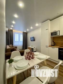 1-к квартира, посуточно, 46м2, 9/16 этаж