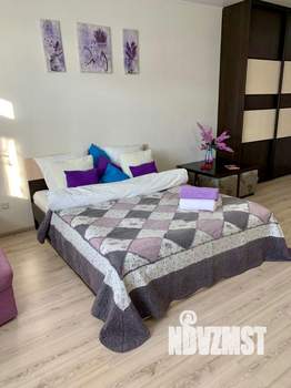 Студия квартира, посуточно, 36м2, 3/13 этаж