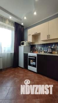 1-к квартира, посуточно, 46м2, 5/10 этаж