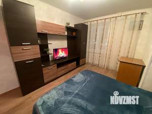 1-к квартира, посуточно, 35м2, 4/10 этаж