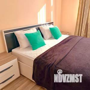 1-к квартира, посуточно, 57м2, 2/19 этаж