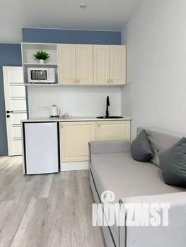 Студия квартира, посуточно, 17м2, 1/26 этаж