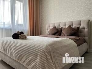 1-к квартира, посуточно, 38м2, 3/15 этаж