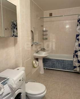 1-к квартира, на длительный срок, 43м2, 5/10 этаж