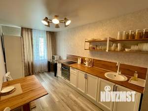 3-к квартира, посуточно, 80м2, 1/9 этаж