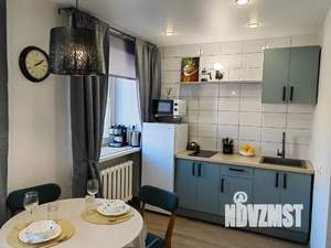 1-к квартира, посуточно, 41м2, 5/5 этаж