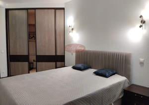 3-к квартира, на длительный срок, 130м2, 6/8 этаж