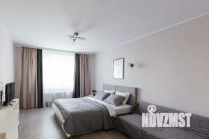 2-к квартира, посуточно, 70м2, 1/19 этаж