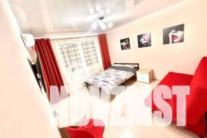 1-к квартира, посуточно, 40м2, 7/17 этаж