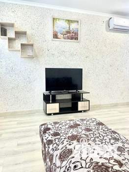 2-к квартира, посуточно, 50м2, 1/1 этаж