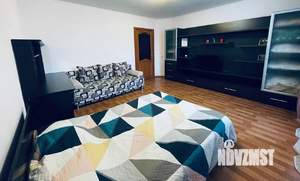 1-к квартира, посуточно, 42м2, 1/1 этаж