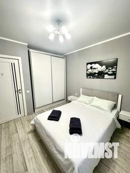 1-к квартира, посуточно, 40м2, 13/25 этаж