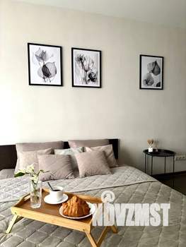 Студия квартира, посуточно, 33м2, 3/17 этаж