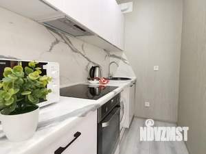 1-к квартира, посуточно, 32м2, 7/12 этаж