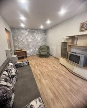 1-к квартира, на длительный срок, 40м2, 4/10 этаж