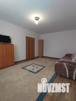 1-к квартира, посуточно, 41м2, 1/1 этаж