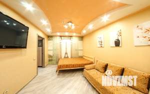 1-к квартира, посуточно, 43м2, 1/1 этаж