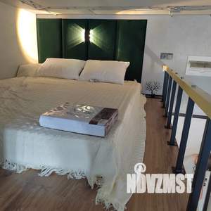 Студия квартира, посуточно, 27м2, 1/10 этаж