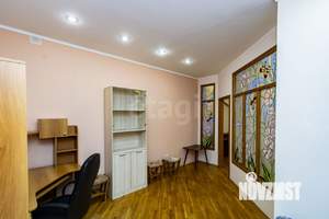 4-к квартира, на длительный срок, 139м2, 2/6 этаж