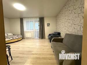 1-к квартира, посуточно, 40м2, 19/20 этаж