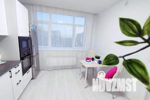 1-к квартира, посуточно, 32м2, 11/19 этаж