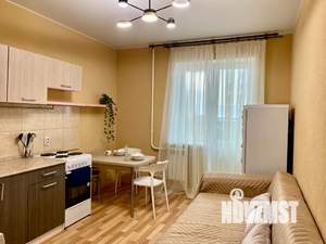 1-к квартира, посуточно, 42м2, 12/17 этаж