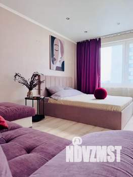 1-к квартира, посуточно, 40м2, 8/17 этаж
