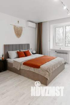 1-к квартира, посуточно, 38м2, 3/5 этаж