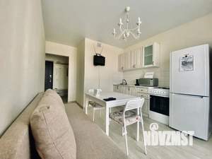 1-к квартира, посуточно, 35м2, 2/18 этаж