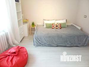 1-к квартира, посуточно, 46м2, 1/1 этаж