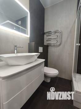 Студия квартира, посуточно, 35м2, 1/19 этаж