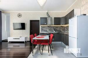 1-к квартира, посуточно, 64м2, 1/1 этаж