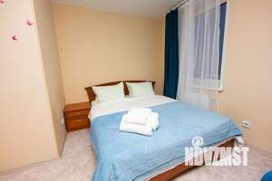 1-к квартира, посуточно, 42м2, 1/1 этаж