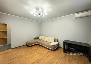 1-к квартира, на длительный срок, 56м2, 4/5 этаж