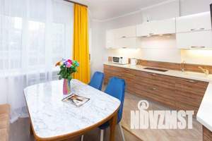 1-к квартира, посуточно, 61м2, 3/5 этаж