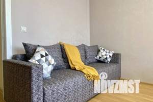 1-к квартира, посуточно, 35м2, 13/16 этаж