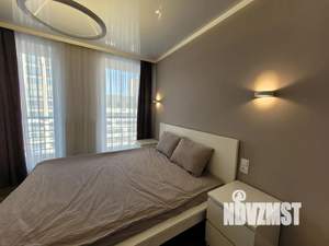 1-к квартира, посуточно, 38м2, 7/17 этаж