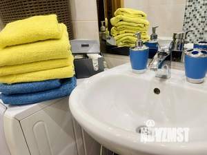 2-к квартира, посуточно, 48м2, 1/1 этаж