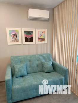 Студия квартира, посуточно, 37м2, 13/19 этаж