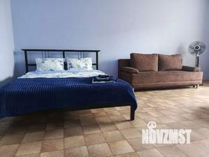 1-к квартира, посуточно, 50м2, 1/1 этаж