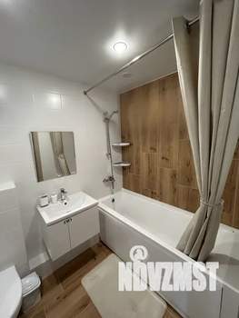 1-к квартира, посуточно, 33м2, 14/24 этаж