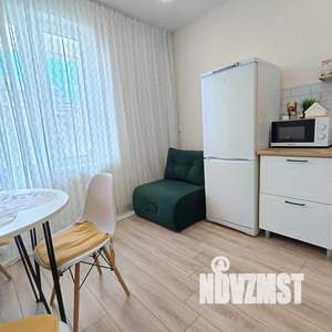 1-к квартира, посуточно, 39м2, 1/1 этаж