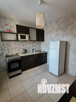 1-к квартира, посуточно, 38м2, 8/9 этаж