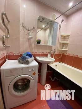 1-к квартира, посуточно, 43м2, 8/10 этаж