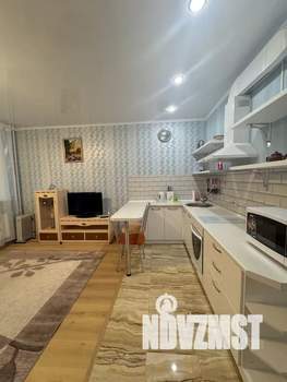 Студия квартира, посуточно, 30м2, 4/10 этаж