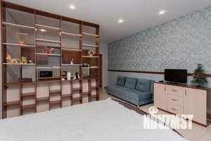 Студия квартира, посуточно, 35м2, 11/20 этаж