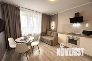 1-к квартира, посуточно, 40м2, 13/15 этаж