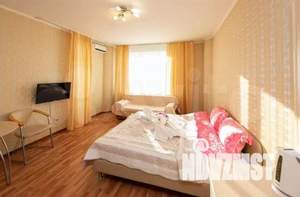 1-к квартира, посуточно, 36м2, 1/1 этаж