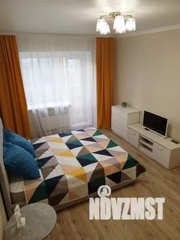 1-к квартира, посуточно, 42м2, 6/12 этаж